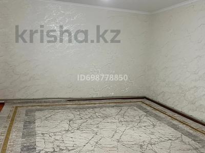 Отдельный дом · 2 комнаты · 59 м² · 10 сот., Жолымбек 78 — Коммунизм за 15 млн 〒 в Туркестане