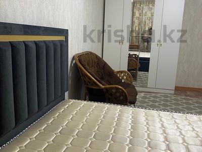 Аренда квартир в Алматы: 1-комнатная квартира · 33 м² · 2/5 этаж, мкр Алмагуль 5 — Гагарина Ходжанова за 200 000 〒 1-комнатная квартира · 33 м² · 2/5 этаж, мкр Алмагуль 5 — Гагарина Ходжанова за 200 000 〒 в Алматы, Бостандыкский р-н