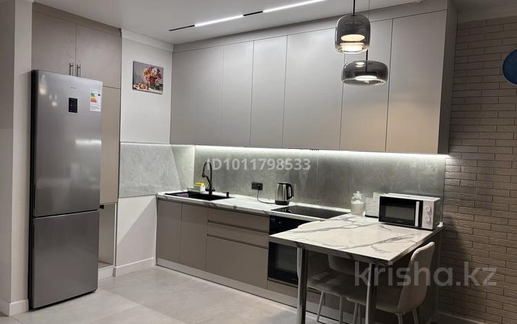 1-бөлмелі пәтер · 35 м² · 8/9 қабат, ул. Владимира Радостовца 169, бағасы: 350 000 ₸ в Алматы, Бостандыкский р-н — фото 2