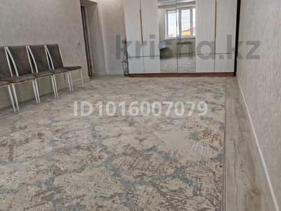 1-бөлмелі пәтер · 50 м² · 9/9 қабат, Нұрсая ш/а., Т. Жумагалиева 10, бағасы: 220 000 ₸ в Атырау, мкр Нурсая