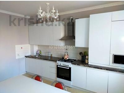 2-бөлмелі пәтер · 98 м² · 4/5 қабат, мкр. Алтын орда 9/3, бағасы: 230 000 ₸ в Актобе
