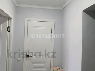 2-комнатная квартира · 56 м² · 2/5 этаж, Шукурова 100В за 200 000 〒 в 