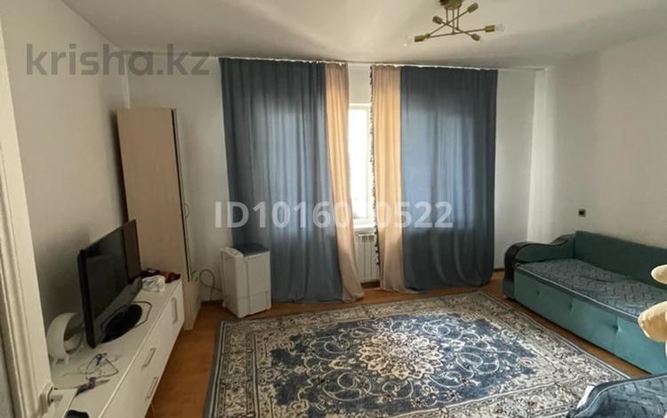 3-комнатная квартира · 70 м² · 9/12 этаж, мкр Аксай-1 4а — Сайна толеби за 400 000 ₸ в Алматы, Ауэзовский р-н — фото 2