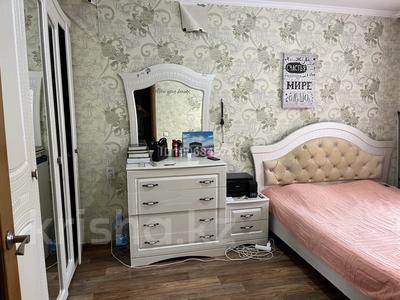 2-комнатная квартира · 54 м² · 1/9 этаж, Майкудук, 13й микрорайон 1 а за 16 млн ₸ в Караганде, Алихана Бокейханова р-н