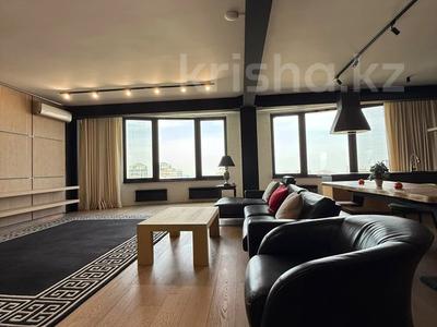 4-бөлмелі пәтер · 320 м², Самал-3 ш/а., Самал-2 58, бағасы: 255 млн ₸ в Алматы, Медеуский р-н