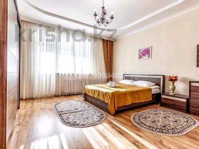 2-комнатная квартира, 60 м², 12 этаж посуточно, Сарайшык 5 за 8 000 〒 в Астане