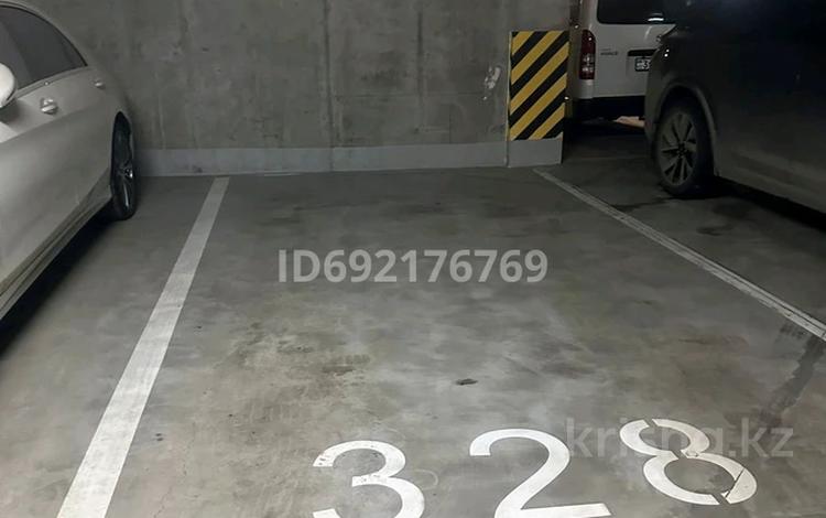 Паркинг • 15 м² • Розыбакиева 320 за 4.5 млн 〒 в Алматы — фото 2