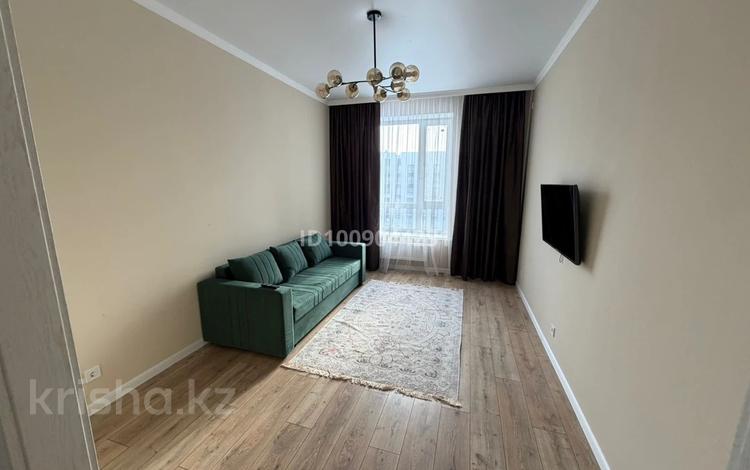 2-бөлмелі пәтер · 72 м² · 11/12 қабат, мкр Комсомольский, Аль-Фараби проспект, 5 2 — Рядом с домом есть школа и детские сады. Развитая инфраструктура: магазины, аптеки, кафе, остановки общественного транспорта. ТРЦ MEGA Silk Way — в удобной транспортной доступности (10–15 минут). Район удобный для семейного проживания., бағасы: 300 000 ₸ в Астане, Есильский р-н — фото 2