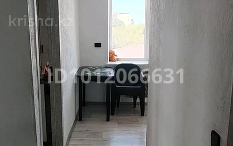 2-бөлмелі пәтер · 41 м² · 4/9 қабат, ул. Академика Асана Тайманова 221/1, бағасы: 12 млн ₸ в Уральске — фото 9