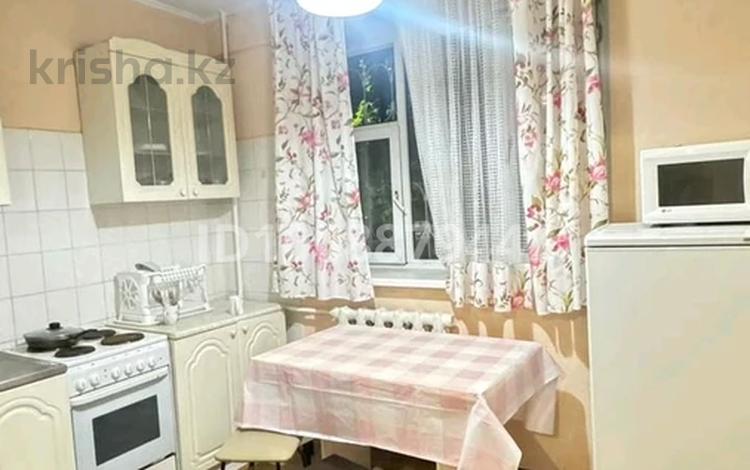 1-комнатная квартира · 40 м² · 1/5 этаж, мкр Самал-1 38 — Фурманова за 280 000 ₸ в Алматы, Медеуский р-н — фото 2
