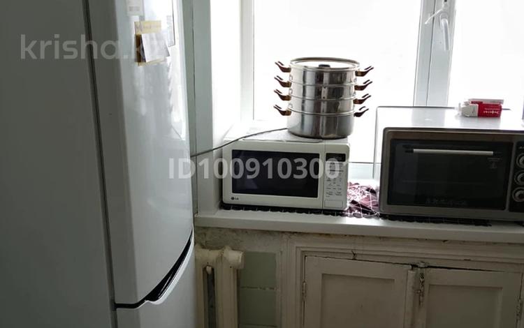 3-бөлмелі пәтер · 55 м² · 5/5 қабат, Сортировка, Мануыльского 15, бағасы: 110 000 ₸ в Караганде, Алихана Бокейханова р-н — фото 2