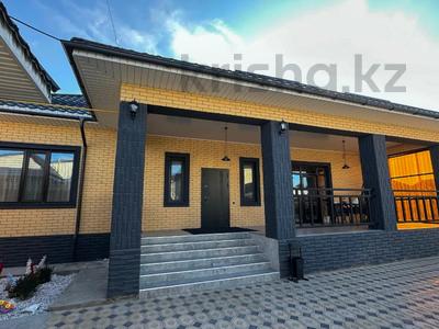 Жеке үй · 4 бөлме · 250 м² · 10 жүзд., Восточный 47, бағасы: 85 млн ₸ в Талдыкоргане