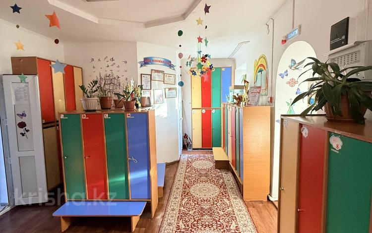 Детский сад, здание 400 кв, 10 соток · 400 м² за 140 млн ₸ в Астане, Алматы р-н — фото 3