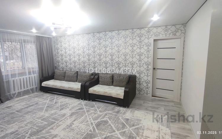 2-бөлмелі пәтер · 45 м² · 1/5 қабат, Лихарева 1 — Крылова, бағасы: 250 000 ₸ в Усть-Каменогорске — фото 2