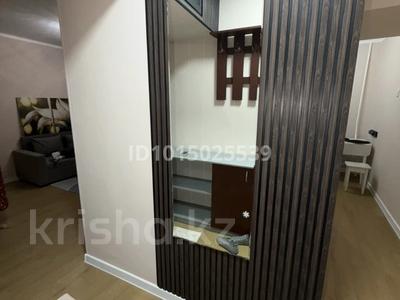 1-бөлмелі пәтер · 35 м² · 3/4 қабат, Айтеке би 198, бағасы: 300 000 ₸ в Алматы, Алмалинский р-н