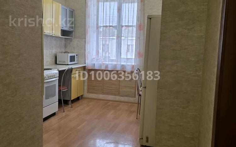 1-комнатная квартира · 34.4 м² · 2/2 этаж, Кеншинбаева 3 — Ауэзова за 11.2 млн 〒 в Петропавловске — фото 4