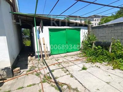 5-комнатная квартира · 162 м² · 1/2 этаж, Кабланов — Аудандық әкімшілік за 18 млн 〒 в Ленгере