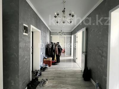 5-бөлмелі пәтер · 80 м² · 2/5 қабат, Ағыбай батыр 2, бағасы: 29 млн ₸ в Балхаше