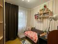 3-бөлмелі пәтер · 63.4 м² · 2/7 қабат, Майкудук, Майкудук, мкр Голубые пруды 4Б — Голубые пруды, бағасы: 25.5 млн ₸ в Караганде, Алихана Бокейханова р-н — фото 6