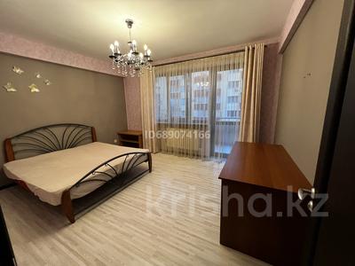 2-комнатная квартира, 84 м², 2/5 этаж помесячно, мкр Думан-2 9 за 250 000 〒 в Алматы, Медеуский р-н