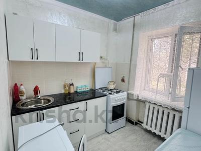 1-комнатная квартира · 30 м² · 1/5 этаж, Баймуханова 41 — остановки привокзальная за 10.5 млн ₸ в Атырау, мкр Привокзальный-1