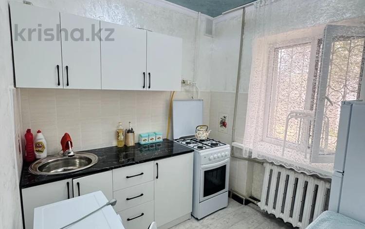 1-комнатная квартира · 30 м² · 1/5 этаж, Баймуханова 41 — остановки привокзальная за 10.5 млн ₸ в Атырау, мкр Привокзальный-1 — фото 2
