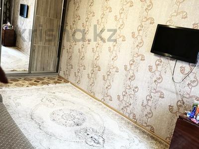 1-комнатная квартира · 33 м² · 4/5 этаж, мкр Аксай-2 50 за 200 000 〒 в Алматы, Ауэзовский р-н