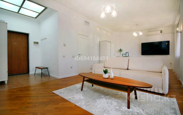 1-бөлмелі пәтер · 62 м² · 3/6 қабат, Кажымукана 37 — Достык-Кажымукана, бағасы: 30 000 ₸ в Алматы, Медеуский р-н — фото 2