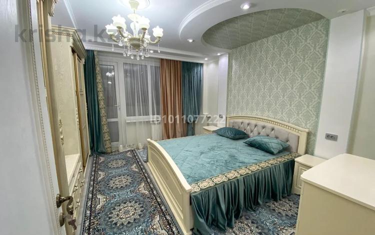 4-бөлмелі пәтер · 91 м² · 4/5 қабат, улица Каныша Сатпаева 30В, бағасы: 500 000 ₸ в Алматы, Бостандыкский р-н — фото 2