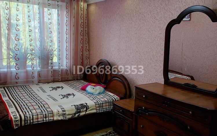 2-комнатная квартира · 45 м² · 5/5 этаж, Мкр. Самал 23/17 за 12.5 млн 〒 в Таразе — фото 2