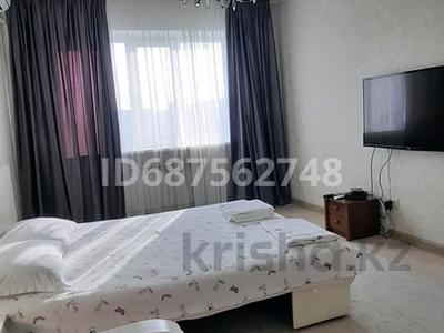 1-комнатная квартира · 50 м² · 7/9 этаж, мкр Аксай-1 2 — Саина за 15 000 ₸ в Алматы, Ауэзовский р-н