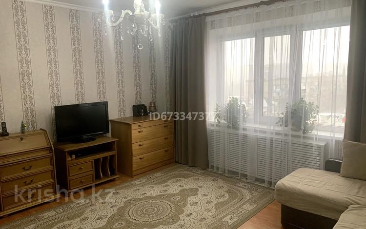 2-комнатная квартира, 54 м², 7/10 этаж, Утепбаева 5 за 20.7 млн 〒 в Семее — фото 2