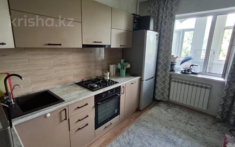 1-бөлмелі пәтер · 42 м² · 4/5 қабат, Таугүл ш/а. 27 — Навои, бағасы: 37 млн ₸ в Алматы, Ауэзовский р-н — фото 2