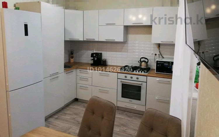 2-бөлмелі пәтер · 60 м² · 1/5 қабат, Қонаев ш/а., бағасы: 29 млн ₸ в Уральске, мкр Кунаева — фото 2