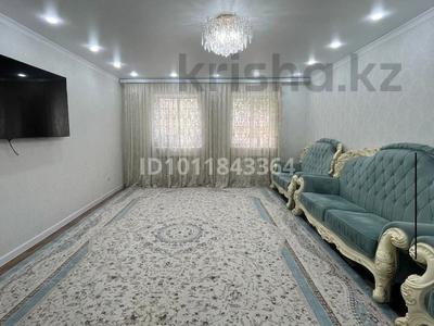 Жеке үй · 12 бөлме · 229.3 м² · 5.2 жүзд., Набережная — Набережная-Кунаева, бағасы: 47 млн ₸ в Актобе, мкр. Курмыш