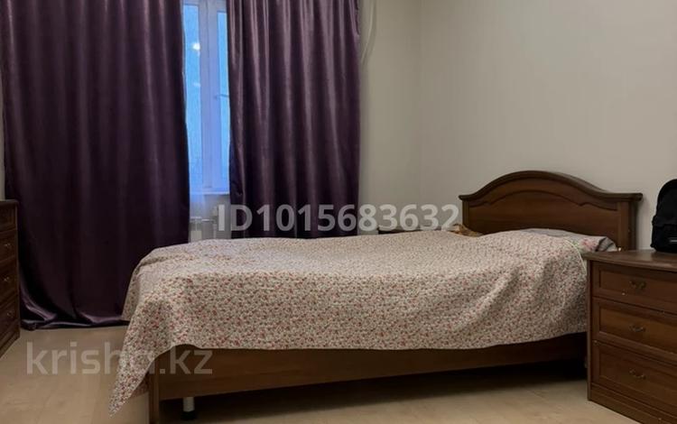 2-комнатная квартира · 67 м² · 4/9 этаж, мкр Аккент 4 за 280 000 ₸ в Алматы, Алатауский р-н — фото 2