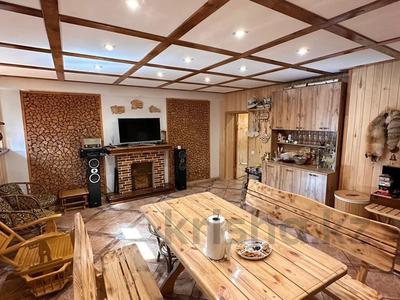 Часть дома · 5 комнат · 250 м² · 4 сот., мкр Шубар, ул. Княгинин за 145 млн 〒 в Астане, Есильский р-н