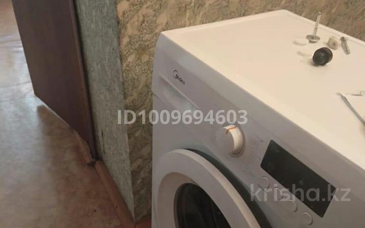 1-комнатная квартира · 35 м² · 1/5 этаж, Шешембекова — Парк Шахтер за 70 000 〒 в Экибастузе — фото 2