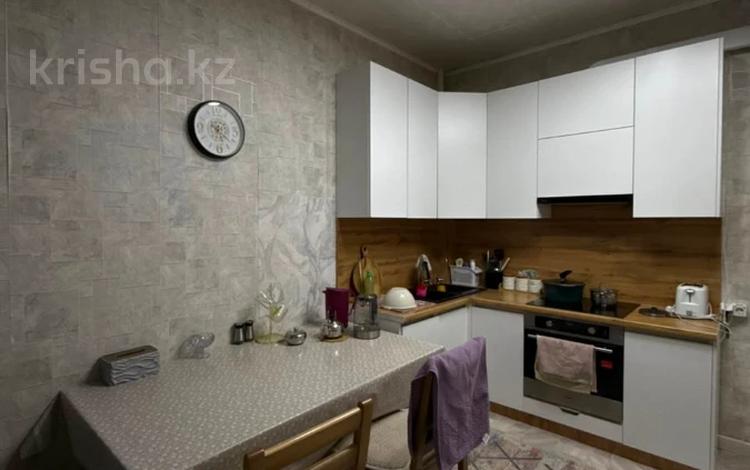 1-бөлмелі пәтер · 42.5 м² · 5/5 қабат, Айнабұлақ-4 ш/а. — Северное кольцо, бағасы: 25.5 млн ₸ в Алматы, Жетысуский р-н — фото 2