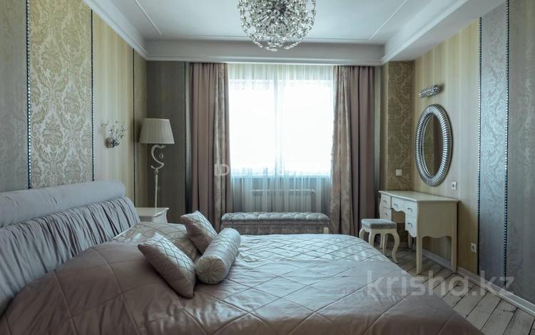 4-комнатная квартира · 140 м² · 9/25 этаж, Абиша Кекилбайулы 270 за 39 000 ₸ в Алматы, Бостандыкский р-н — фото 2