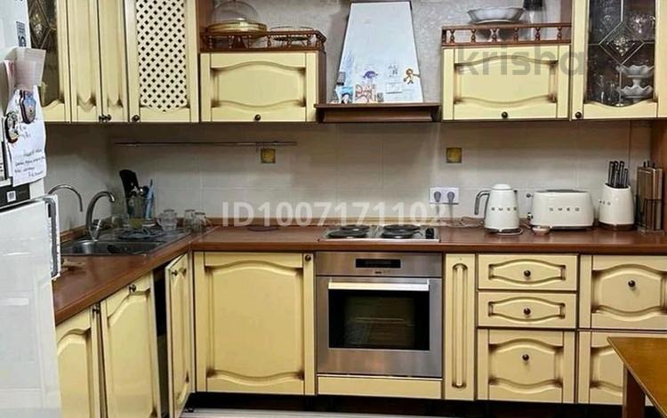 3-бөлмелі пәтер · 95.5 м² · 4/5 қабат, мкр Новый Город, Н.Абдирова 51, бағасы: ~ 41 млн ₸ в Караганде, Казыбек би р-н — фото 6