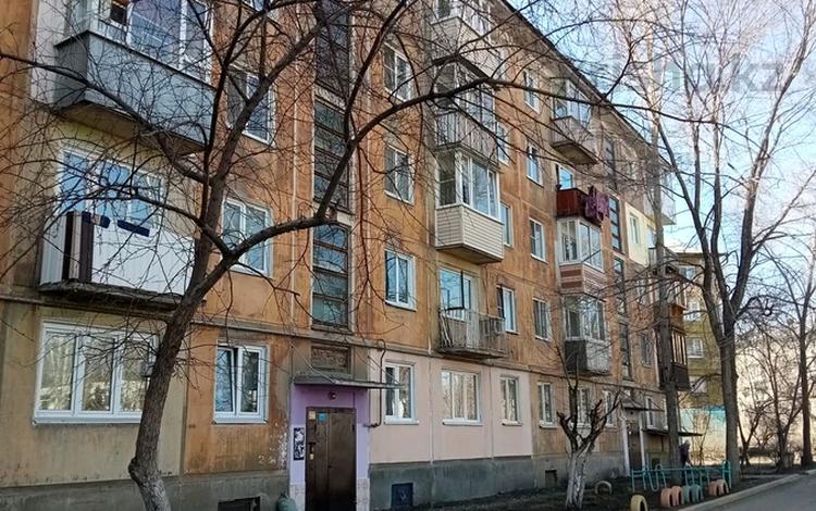 2-бөлмелі пәтер, 42 м², 2/5 қабат, Бульвар Гагарина 10/1, бағасы: 12.5 млн 〒 в Усть-Каменогорске, Ульбинский — фото 2