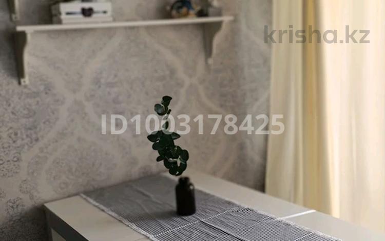 2-бөлмелі пәтер · 55 м² · 5/5 қабат, Ленина 197 — Остановка ЦУМ, Музей, бағасы: 270 000 ₸ в Рудном — фото 11