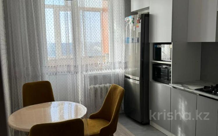 1-комнатная квартира, 36.9 м², 7/10 этаж, Аспара