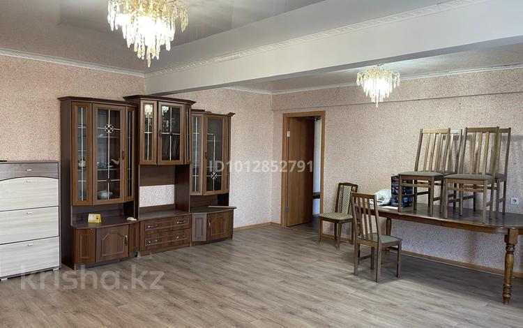 3-комнатная квартира · 76.7 м² · 4/5 этаж, Алимжанова 14 за 18.5 млн ₸ в Балхаше — фото 2
