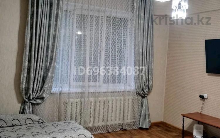 2-бөлмелі пәтер · 55 м² · 1/5 қабат, Байтурсынова 98/2, бағасы: 18 000 ₸ в Алматы, Бостандыкский р-н — фото 64