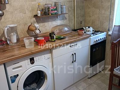 2-бөлмелі пәтер · 58 м² · 3/5 қабат, Самал-3 ш/а. 246А, бағасы: 350 000 ₸ в Алматы, Медеуский р-н