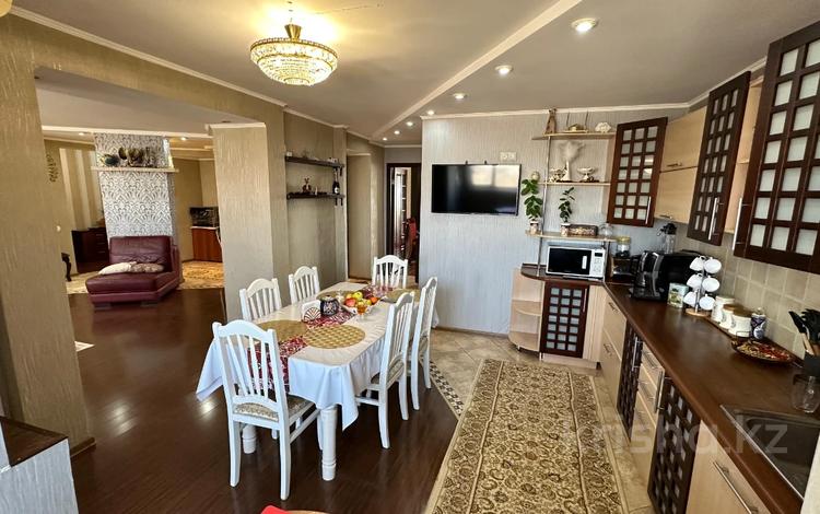 5-комнатная квартира · 144.2 м² · 6/9 этаж, Казыбек Би 34 за ~ 68 млн 〒 в Усть-Каменогорске — фото 17
