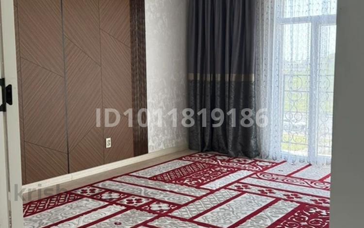 3-комнатная квартира · 84 м² · 3/10 этаж, Куаныша Толеметова 50/27 за 320 000 ₸ в Шымкенте, Абайский р-н — фото 2
