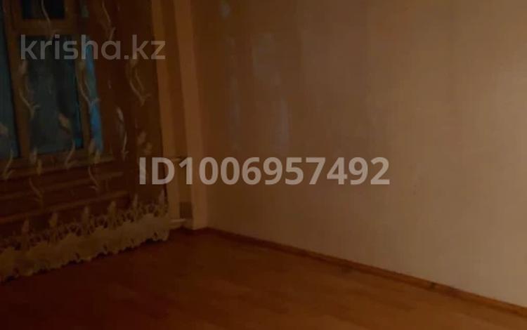 1-бөлмелі пәтер · 36 м² · 1/5 қабат, Алатау ш/а., бағасы: 60 000 ₸ в Таразе, мкр Алатау — фото 2